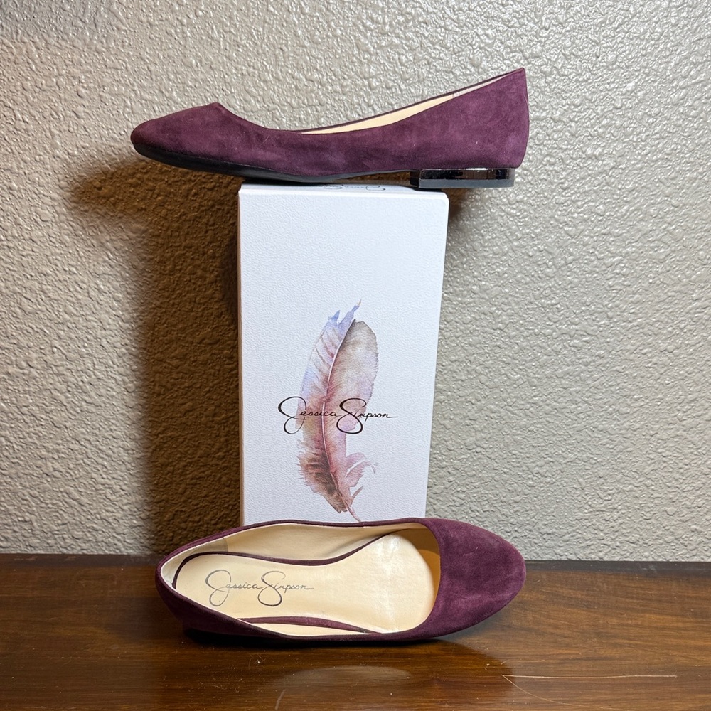 Jessica Simpson Women's Burgundy Suede Loafers